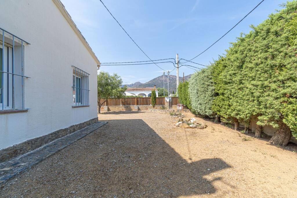 Mb1-House With Big Garden ,Swimming-Pool, & Barbacue In Roses Villa Exteriör bild
