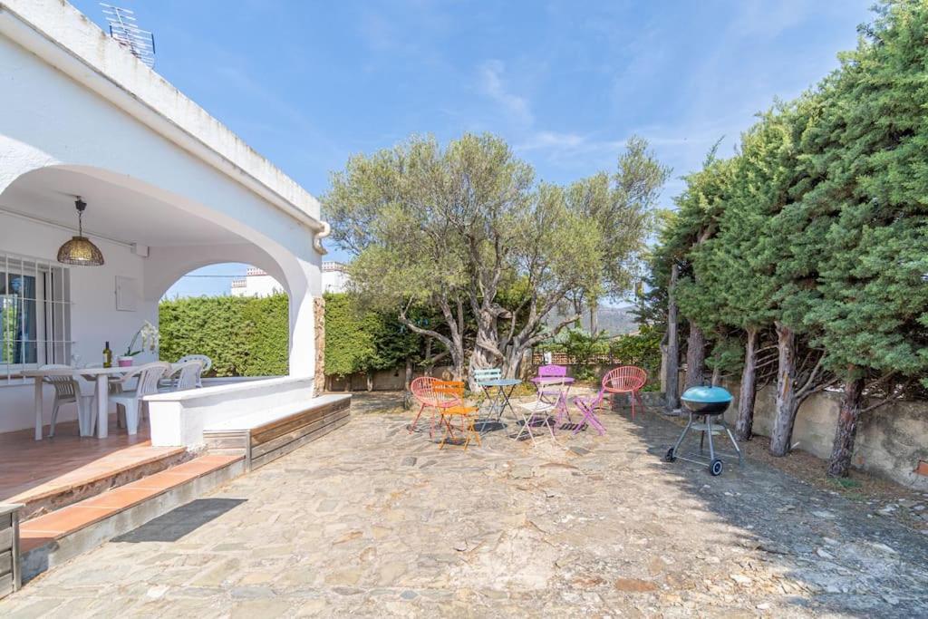 Mb1-House With Big Garden ,Swimming-Pool, & Barbacue In Roses Villa Exteriör bild