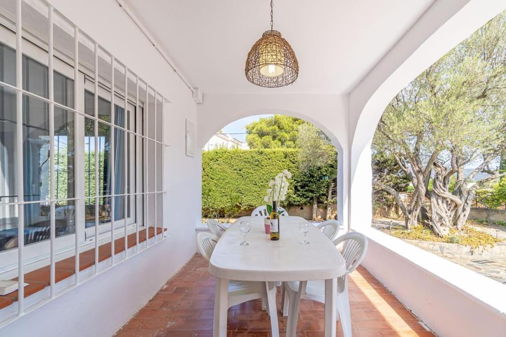Mb1-House With Big Garden ,Swimming-Pool, & Barbacue In Roses Villa Exteriör bild